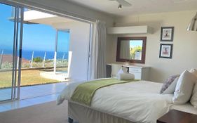 Stylish Holiday Home With Amazing Sea Views